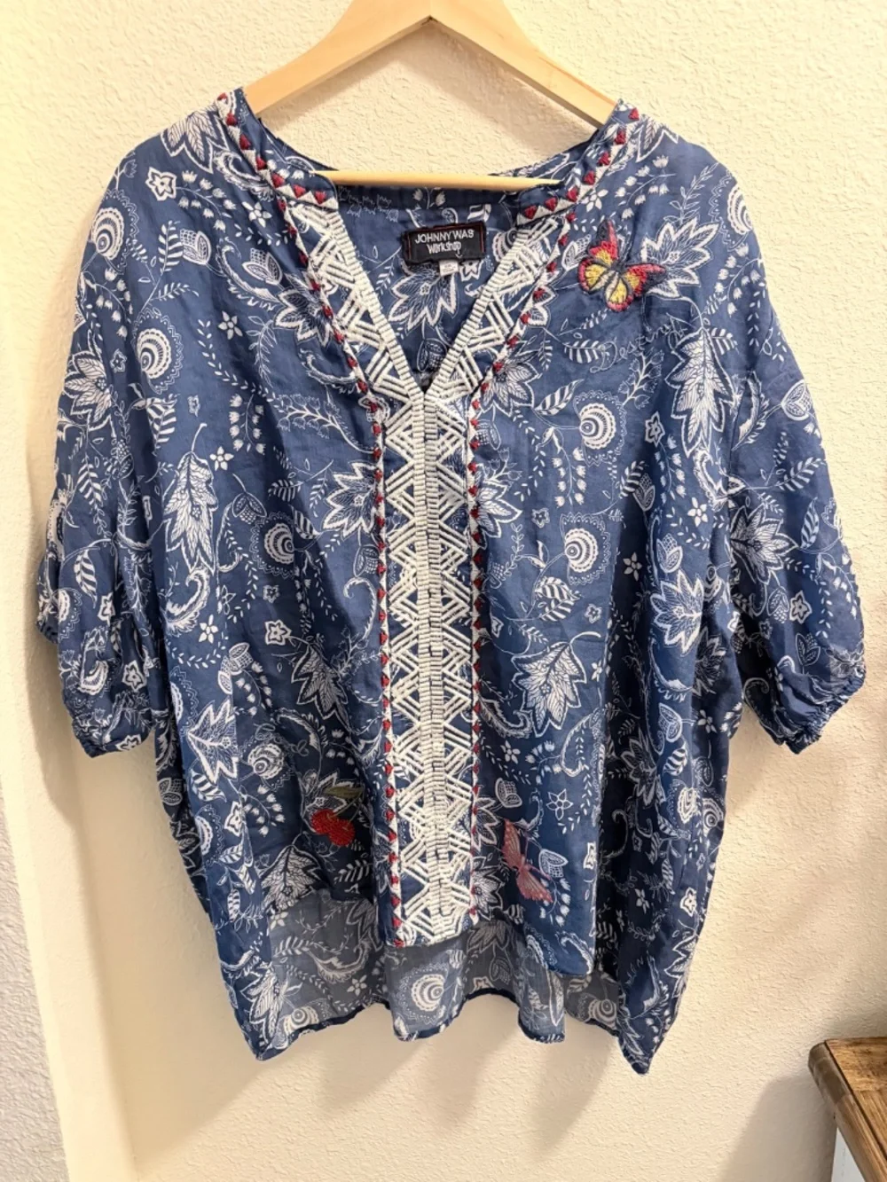 Johnny Was Workshop Embroidered Butterfly Puff Sleeve Blouse XXL Blue Ramie